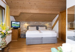 sz-sp-001__c__fotosomweber.jpg sz-sp-001__c__fotosomweber.jpg