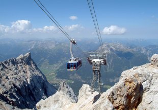 c_tiroler_zugspitzbahn_sommer.jpg c_tiroler_zugspitzbahn_sommer.jpg